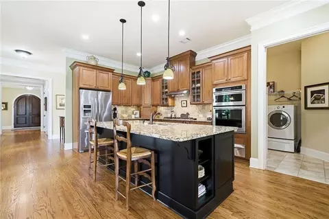 Kitchen - 318 Lakeside Trce, Canton, GA 30115 photo 3 of 6