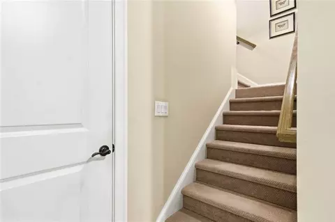 Entry Way - 318 Lakeside Trce, Canton, GA 30115 photo 5 of 9