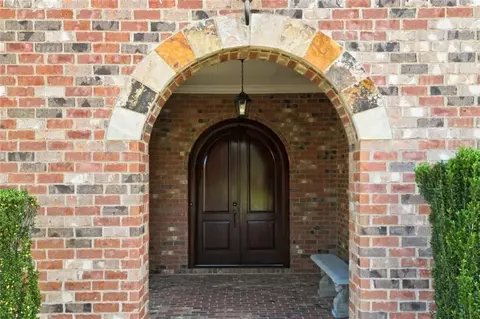 Entry Way - 318 Lakeside Trce, Canton, GA 30115 photo 7 of 9