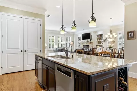 Kitchen - 318 Lakeside Trce, Canton, GA 30115 photo 6 of 6