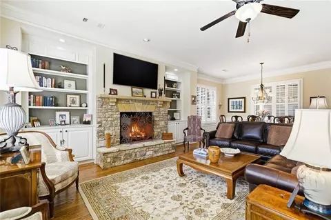 Living - 318 Lakeside Trce, Canton, GA 30115 photo 5 of 6