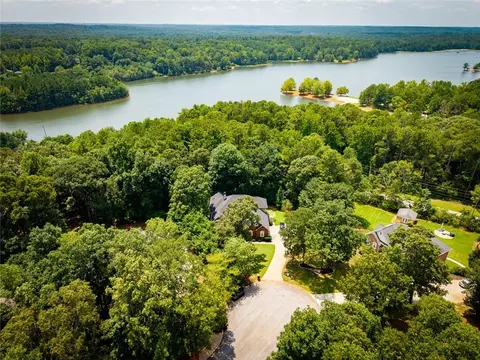View/Area - 12426 Edgewater Dr, Hampton, GA 30228 photo 3 of 4