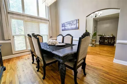 Dining - 12426 Edgewater Dr, Hampton, GA 30228 photo 2 of 3