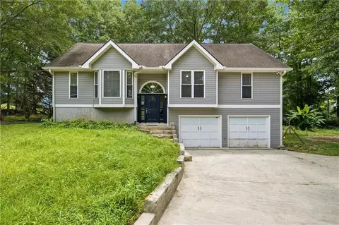 143 Wooddale Ln, Carrollton, GA 30117