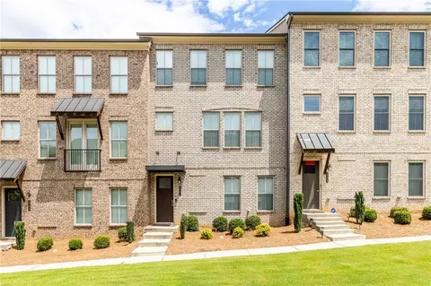4361 White Spruce Aly, Atlanta, GA 30360