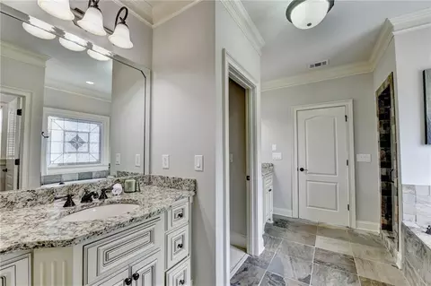 Bath - 3487 Binghurst Rd, Suwanee, GA 30024 photo 7 of 12