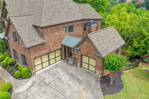 Exterior - 3487 Binghurst Rd, Suwanee, GA 30024 photo 5 of 9