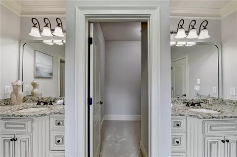 Bath - 3487 Binghurst Rd, Suwanee, GA 30024 photo 8 of 12