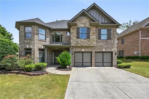 1413 Park Hollow Ln NE, Lawrenceville, GA 30043