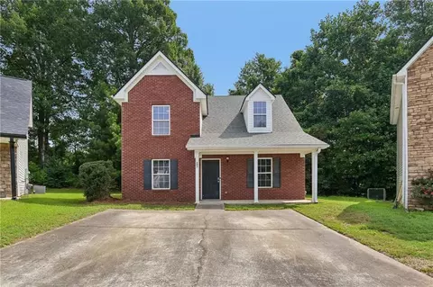 203 Twin Pines Ct, Dallas, GA 30132