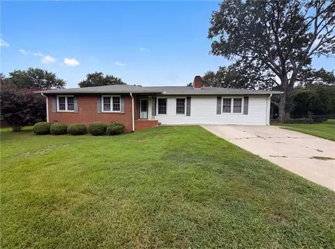 3293 Bright Star Rd, Douglasville, GA 30135