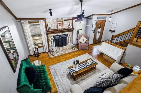 Living - 235 Roberts Rd, Covington, GA 30016 photo 3 of 9