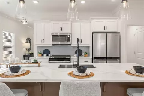 541 Feldspar Way, Lawrenceville, GA 30043