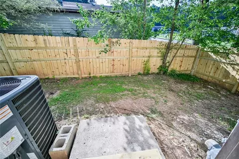 Exterior - 3053 Brook Ln, Rex, GA 30273 photo 4 of 7
