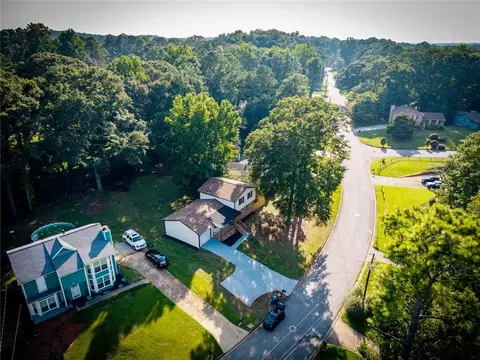 View/Area - 3053 Brook Ln, Rex, GA 30273 photo 2 of 4