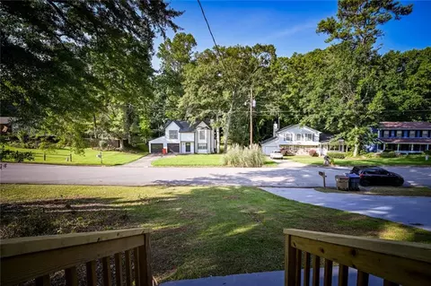 Exterior - 3053 Brook Ln, Rex, GA 30273 photo 7 of 7