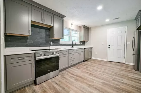 Kitchen - 3053 Brook Ln, Rex, GA 30273 photo 2 of 3