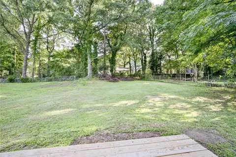 Exterior - 3053 Brook Ln, Rex, GA 30273 photo 6 of 7