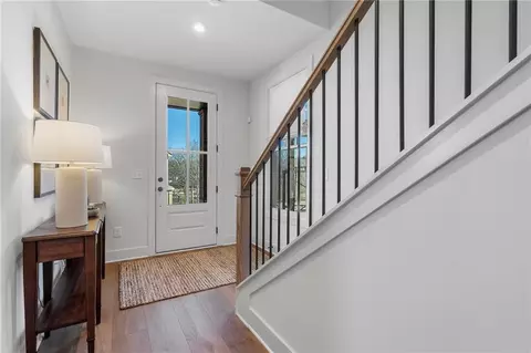 Entry Way - 1979 Catnap Ct, Chamblee, GA 30341 photo 1 of 5