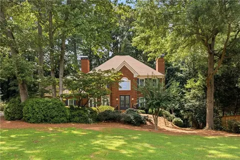 1890 Lakehurst Ct SE, Smyrna, GA 30080