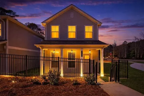 360 Dempsey Dr, Fayetteville, GA 30214