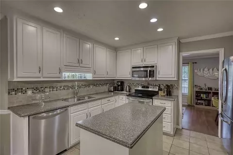 Kitchen - 528 Ansley Forest Dr, Monroe, GA 30655 photo 1 of 3