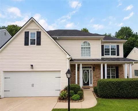 2162 Fall Creek Lndg, Loganville, GA 30052