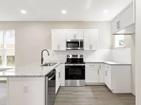 Kitchen - 11 Mcghee St SW, Rome, GA 30161 photo 1 of 2