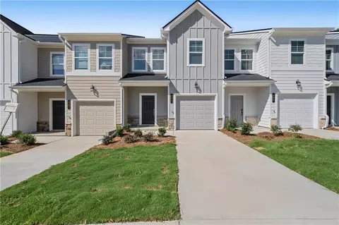 325 Rolling Green Rd, Adairsville, GA 30103