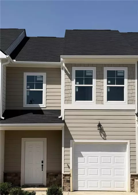 323 Rolling Green Rd, Adairsville, GA 30103