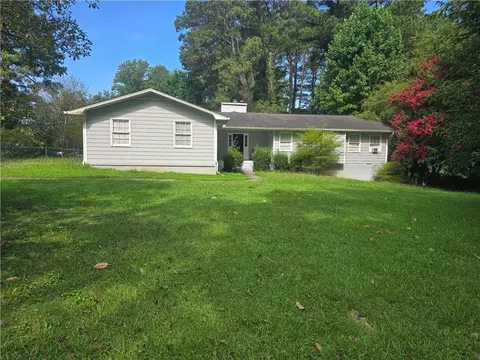 1481 Smithson Dr, Lithonia, GA 30058