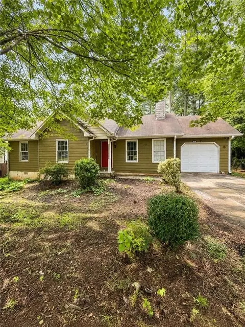 25 Highland Dr, Mcdonough, GA 30253