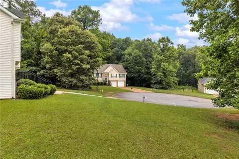 Exterior - 145 Clover Valley Dr, Covington, GA 30016 photo 14 of 26