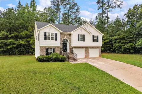 Exterior - 145 Clover Valley Dr, Covington, GA 30016 photo 2 of 28