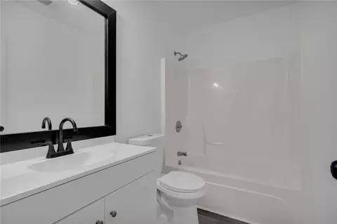 Bath - 145 Clover Valley Dr, Covington, GA 30016 photo 5 of 7