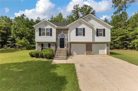 Exterior - 145 Clover Valley Dr, Covington, GA 30016 photo 9 of 26