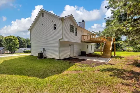 Exterior - 145 Clover Valley Dr, Covington, GA 30016 photo 5 of 26