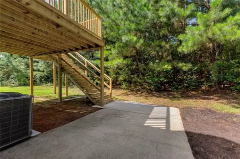 Exterior - 145 Clover Valley Dr, Covington, GA 30016 photo 6 of 26