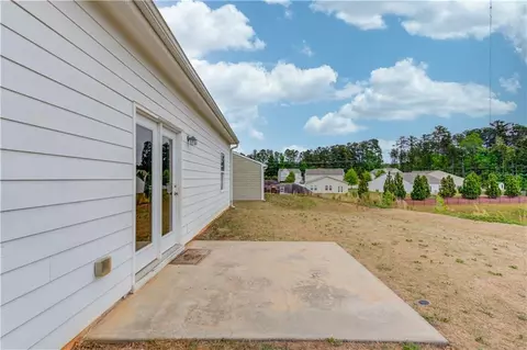 Exterior - 106 Apalachee Dr, Bethlehem, GA 30620 photo 3 of 7