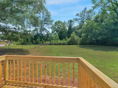 Exterior - 976 Hampton Locust Grove Rd, Hampton, GA 30228 photo 5 of 6
