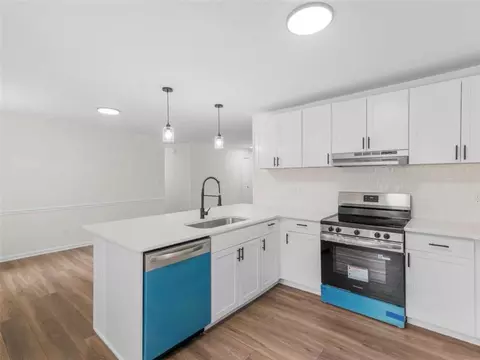 Kitchen - 976 Hampton Locust Grove Rd, Hampton, GA 30228 photo 2 of 3