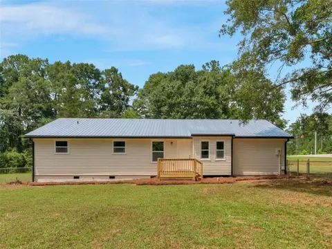 Exterior - 976 Hampton Locust Grove Rd, Hampton, GA 30228 photo 4 of 6