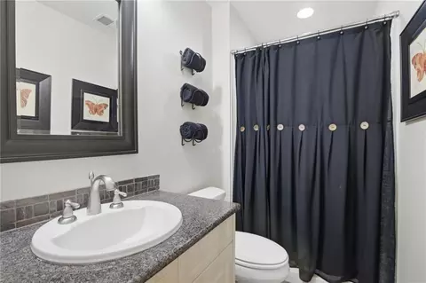 Bath - 952 Thomas Rd, Canton, GA 30115 photo 6 of 8