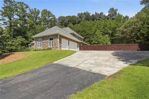 Exterior - 952 Thomas Rd, Canton, GA 30115 photo 7 of 26