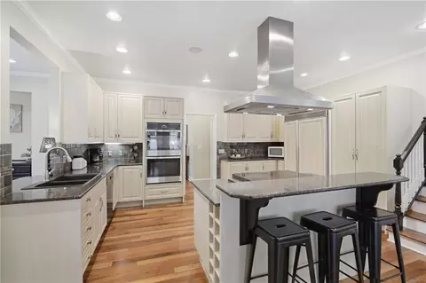 Kitchen - 952 Thomas Rd, Canton, GA 30115 photo 2 of 5