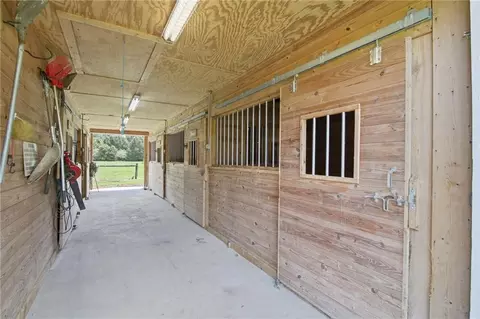 Entry Way - 952 Thomas Rd, Canton, GA 30115 photo 5 of 5