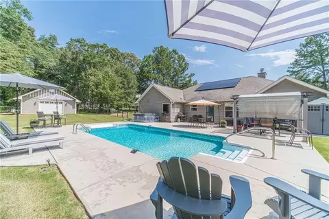 Exterior - 2301 Matt Michell Ln, Monroe, GA 30655 photo 11 of 21