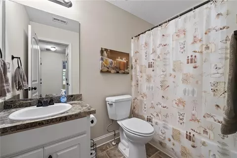 Bath - 2301 Matt Michell Ln, Monroe, GA 30655 photo 7 of 7