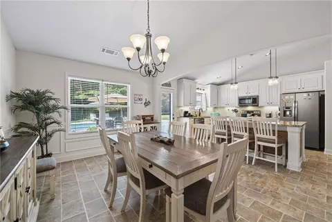 Dining - 2301 Matt Michell Ln, Monroe, GA 30655 photo 2 of 2