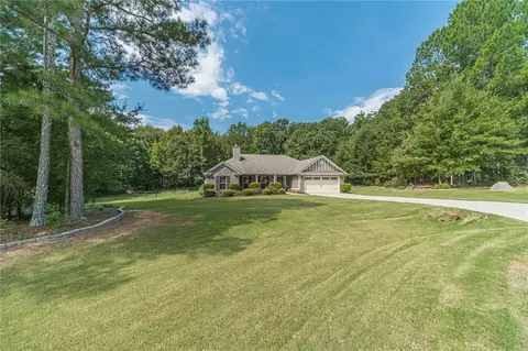 Exterior - 2301 Matt Michell Ln, Monroe, GA 30655 photo 4 of 21